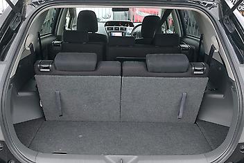 2014 Toyota Prius Alpha 7 Seats 