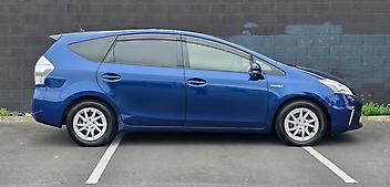2012 Toyota Prius Alpha Hybrid 7 Seats 
