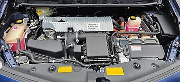 2012 Toyota Prius Alpha Hybrid 7 Seats 