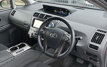 2014 Toyota Prius Alpha 7 Seats 