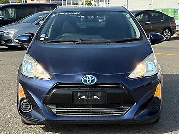 2017 Toyota Aqua S Style Black