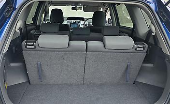 2012 Toyota Prius Alpha Hybrid 7 Seats 