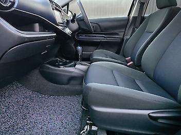 2015 Toyota Aqua Hybrid S Push Start