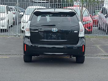 2014 Toyota Prius Alpha 7 Seats 