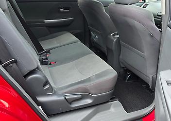 2012 Toyota Prius ALPHA S 7 Seats