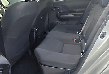 2015 Toyota Aqua S Hybrid