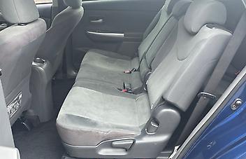 2012 Toyota Prius Alpha Hybrid 7 Seats 