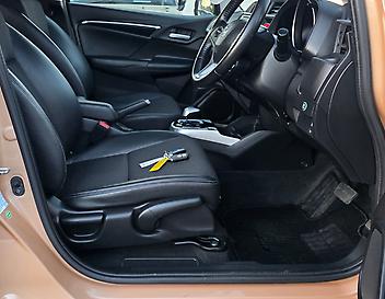 2014 Honda Fit Hybrid L Package