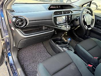 2017 Toyota Aqua S Style Black