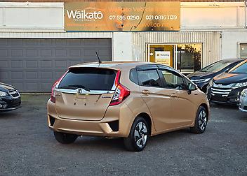 2014 Honda Fit Hybrid L Package