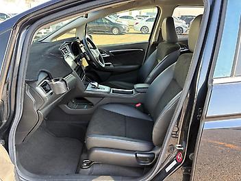2017 Honda Shuttle Hybrid X