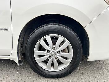 2013 Nissan Serena Shv
