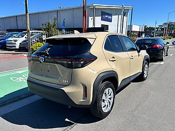 2021 Toyota Yaris Corss Hybrid X