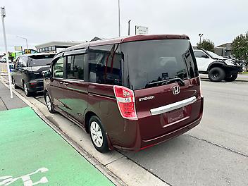 2014 Honda Stepwagon G Comfort Selection 8 Seater