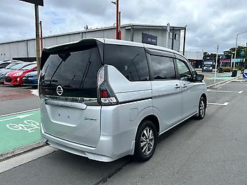 2018 Nissan Serena E-Power