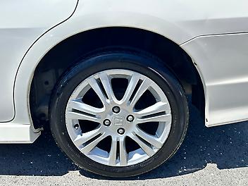 2011 Honda Fit SHUTTLE