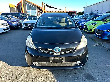 2013 Toyota Prius Alpha S