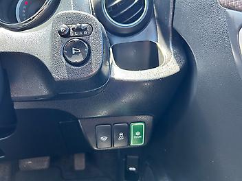 2011 Honda Fit SHUTTLE