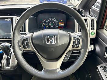 2014 Honda Stepwagon G Comfort Selection 8 Seater