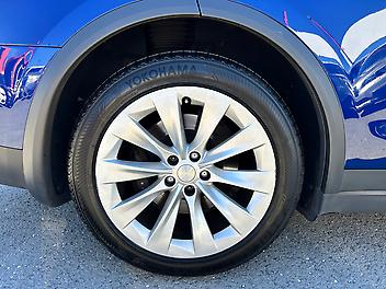 2017 Tesla Model X 90D/Dual Motor/AWD