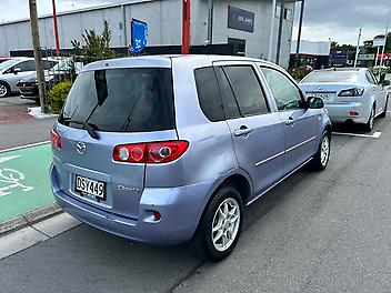 2006 Mazda Demio