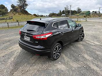 2014 Nissan Qashqai ST-L 2.0P/1CVT/HA/5D