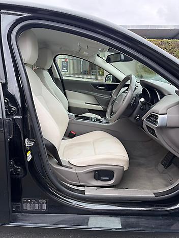 2016 Jaguar Xe 20T PURE 2.0P/8AT/SL