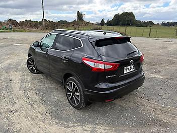 2014 Nissan Qashqai ST-L 2.0P/1CVT/HA/5D