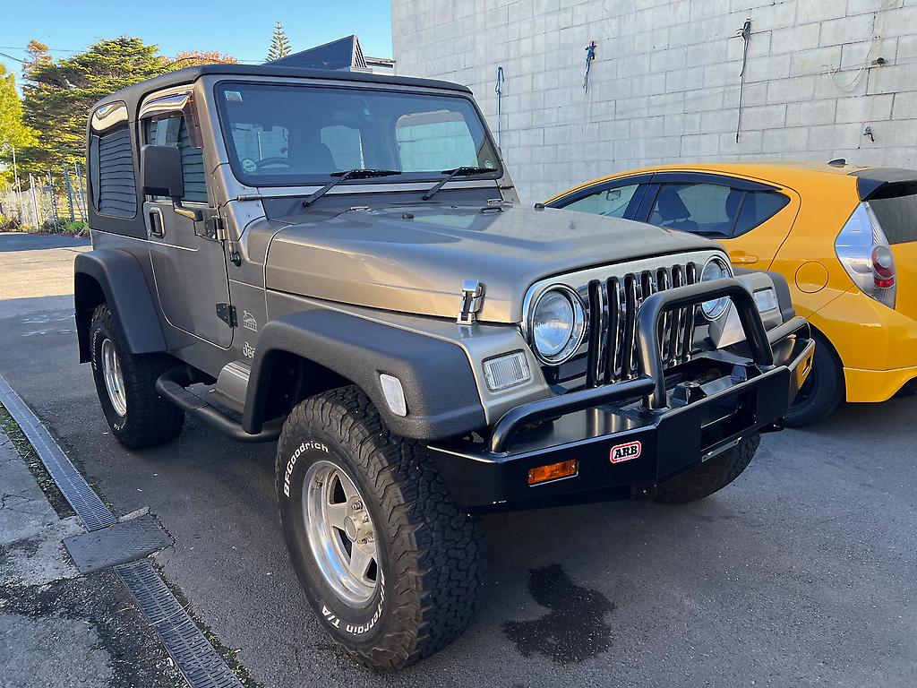 2003 Jeep Wrangler SAHARA edition Body lifted new ARB front bar