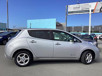 2012 Nissan Leaf X 64% SOH