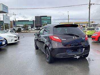2012 Mazda Demio