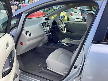 2012 Nissan Leaf X 64% SOH