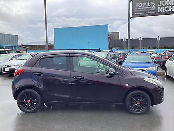2012 Mazda Demio