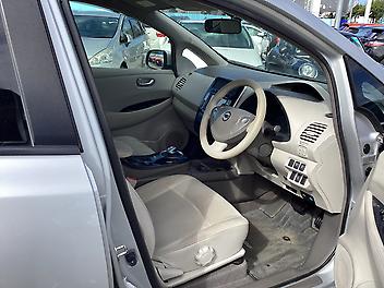 2012 Nissan Leaf X 64% SOH