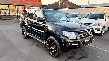 2017 Mitsubishi Pajero PAJERO SUBMODEL EXCEED 3.2D/4WD/5AT
