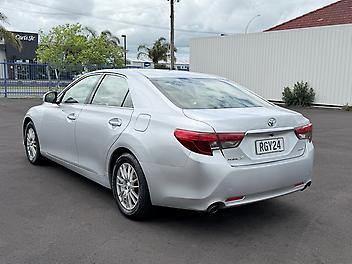 2013 Toyota Mark-x 2.5L V6 Facelift with Push Start, BT, Rev Camera