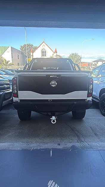 2019 Nissan Navara Lift Kit, Meg wheel, New Tyres, Tow bar 