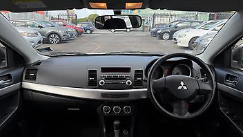 2008 Mitsubishi Galant 2 Keys/Tidy