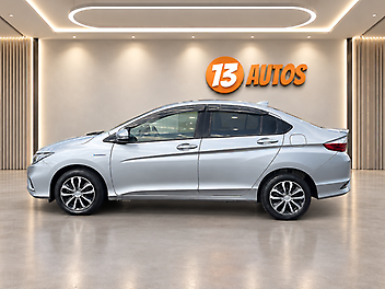 2018 Honda Grace Hybrid with Honda Sensing Suite, 1NZ Owner