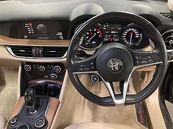 2019 Alfa Romeo Stelvio Stelvio 4WD Low Kms  