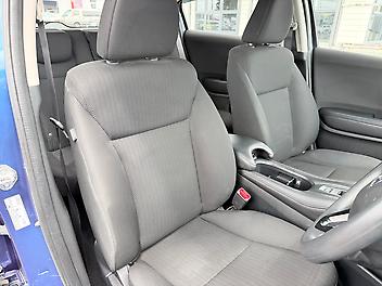 2017 Honda Hr-v S 1.8P with Cruise, Bluetooth, Rev Camera