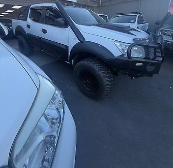 2019 Nissan Navara Lift Kit, Meg wheel, New Tyres, Tow bar 