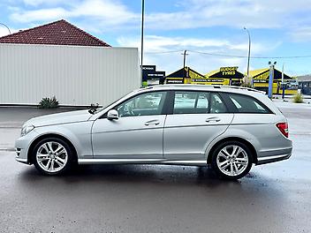 2013 Mercedes-benz C 180 Station Wagon, Avantgarde with PRO-SAFE