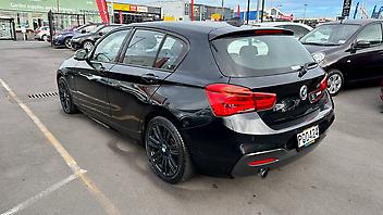 2015 Bmw 118i M SPORTS....