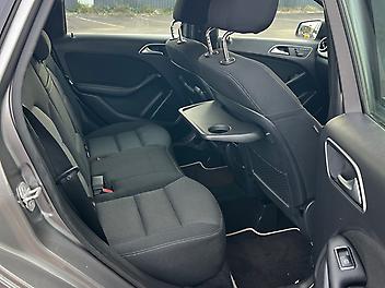 2012 Mercedes-benz B 180 CGI **Electric+Memory Seats*Parking Sensors*Bluetooth**