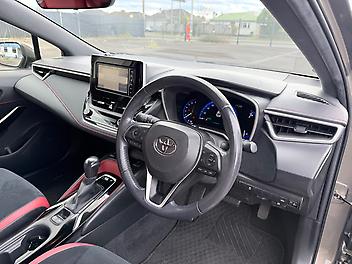 2019 Toyota Corolla Sport Hybrid with Toyota Safety Sense 2.0