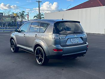 2008 Mitsubishi Outlander 2.4L 4WD 7Seater