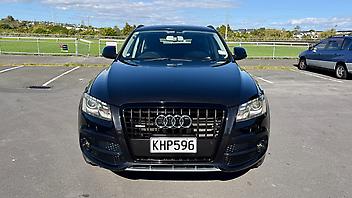 2011 Audi Q5 2.0T QUATTRO S-LINE