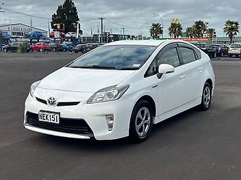 2015 Toyota Prius New Tyres & Service , NZ 1 Owner, Fuel Saver