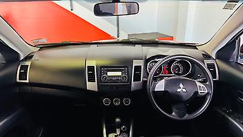 2012 Mitsubishi Outlander 2.0 2WD LS 7 Seater